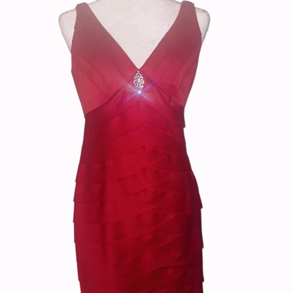 Vintage Red Sleeveless Dress - Picture 3 of 5